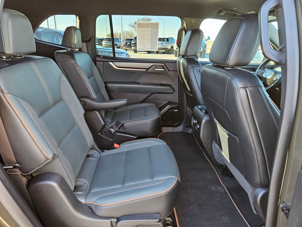 Used 2024 GMC Acadia AT4 w/ Super Cruise Package image 33