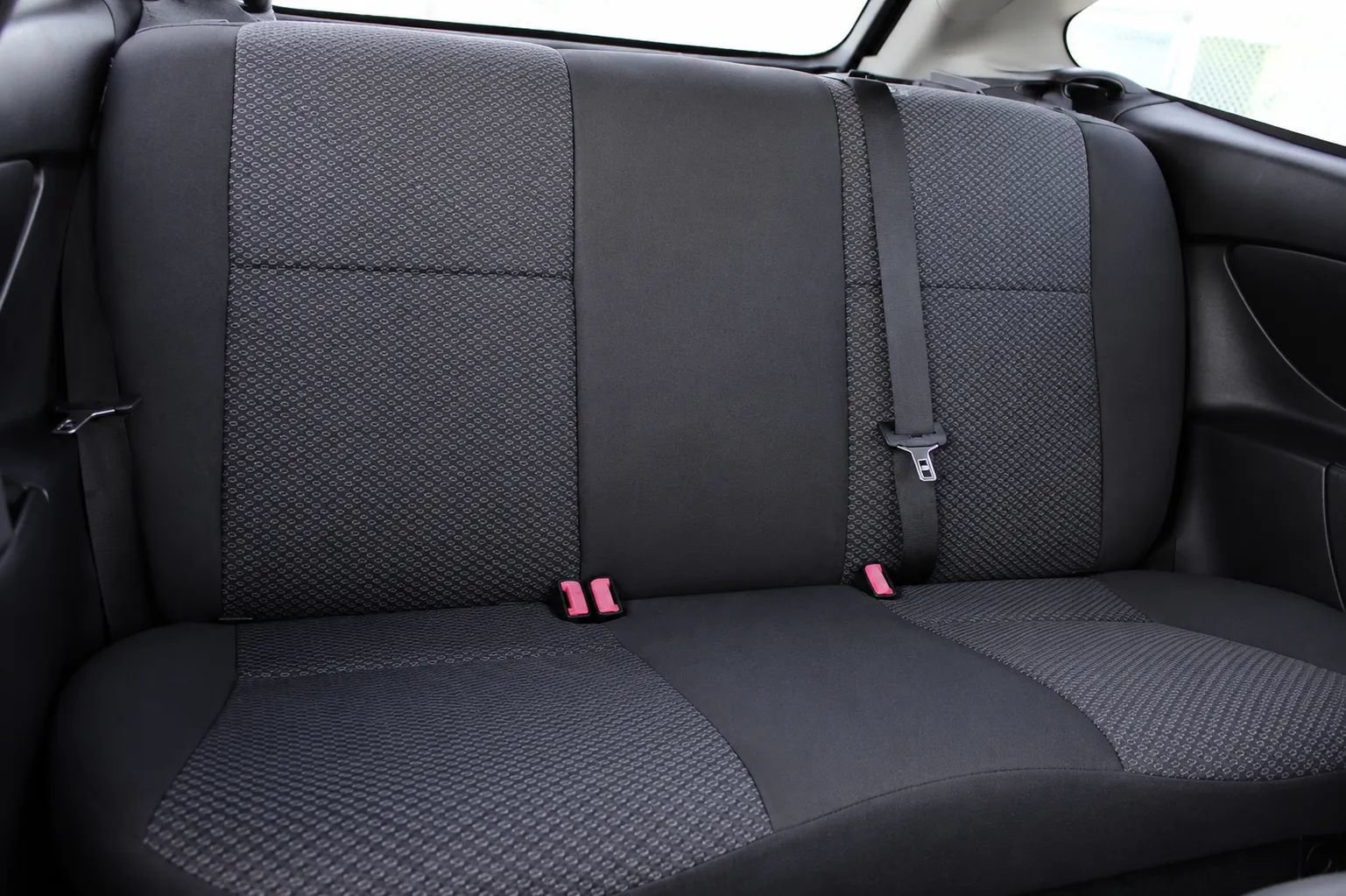 Used 2005 Ford Focus SE FWD image 17