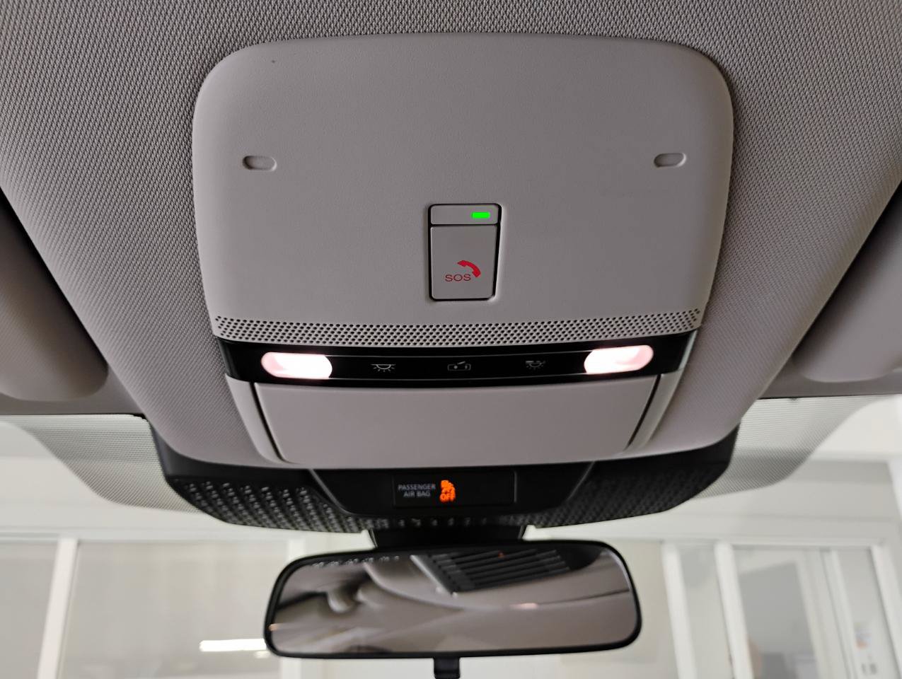 Used 2024 Nissan Ariya AWD image 35