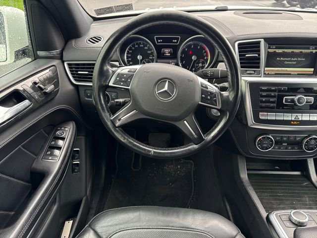 Used 2015 Mercedes-Benz GL 550 4MATIC image 19