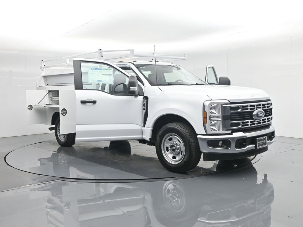 New 2025 Ford F350 XL w/ XL Chrome Package image 34