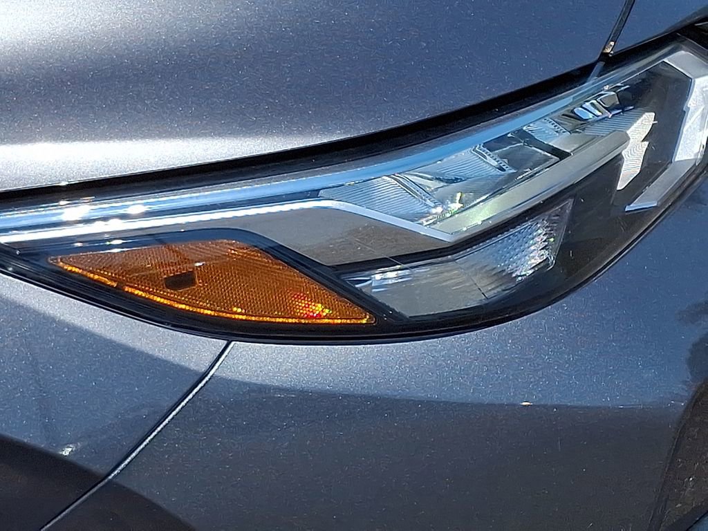 Certified 2023 Nissan Sentra SR w/ Electronics Package FWD image 9