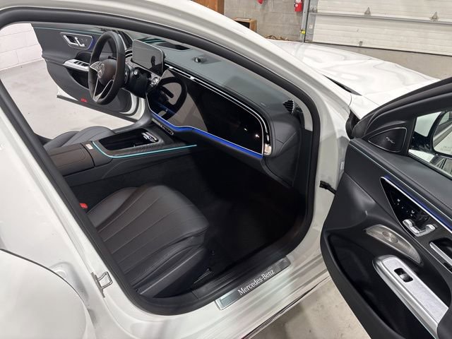 New 2025 Mercedes-Benz E 350 4MATIC Sedan image 15