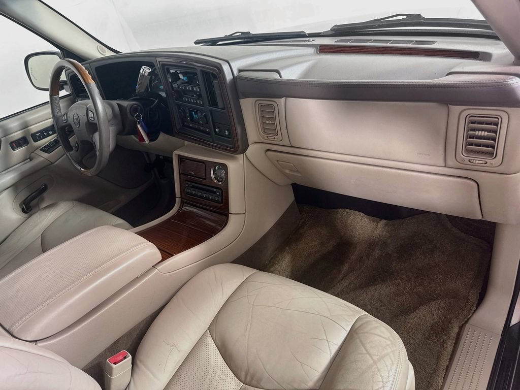 Used 2003 Cadillac Escalade EXT AWD/4WD image 27