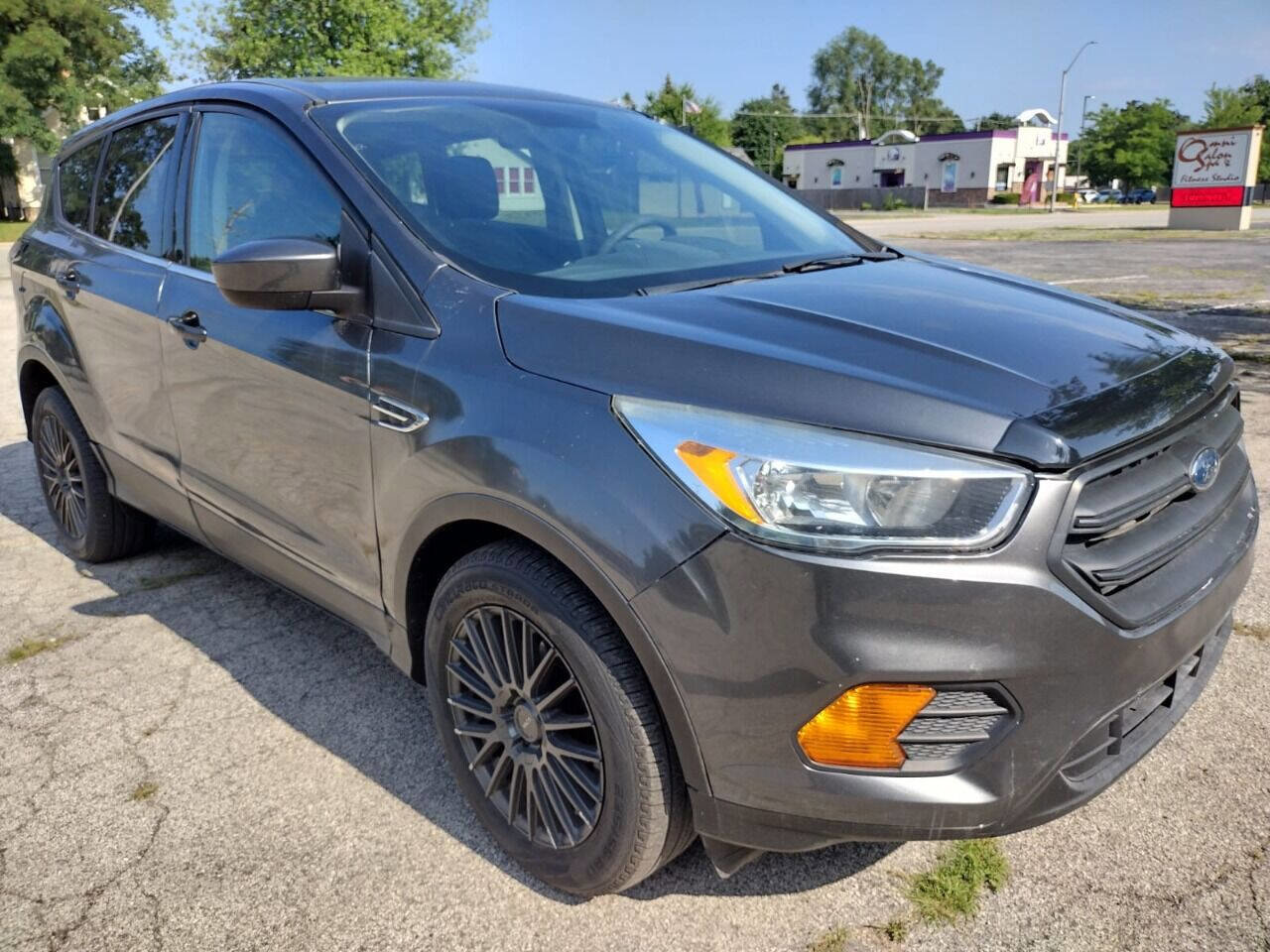 Used 2017 Ford Escape S FWD image 3