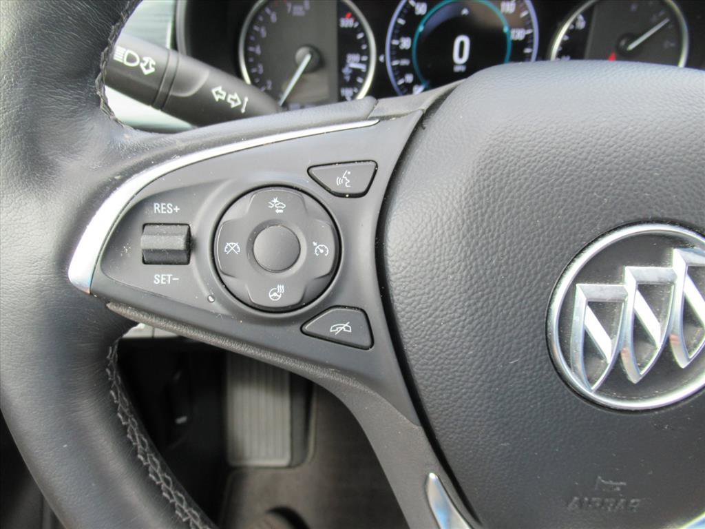 Used 2020 Buick Envision Premium w/ Driver Confidence Package image 25