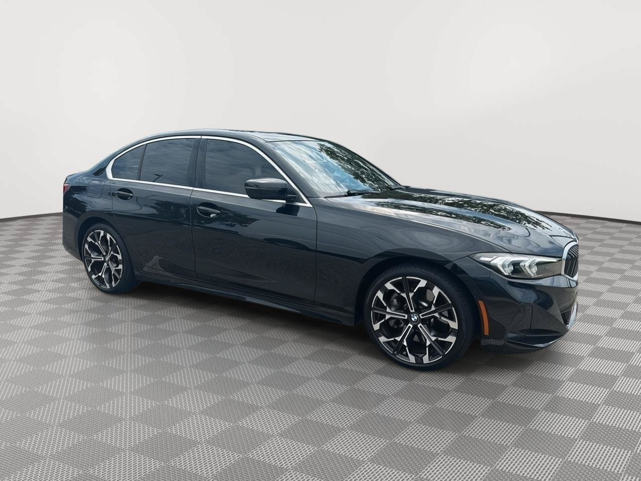 Used 2025 BMW 330i Sedan w/ Premium Package RWD image 5