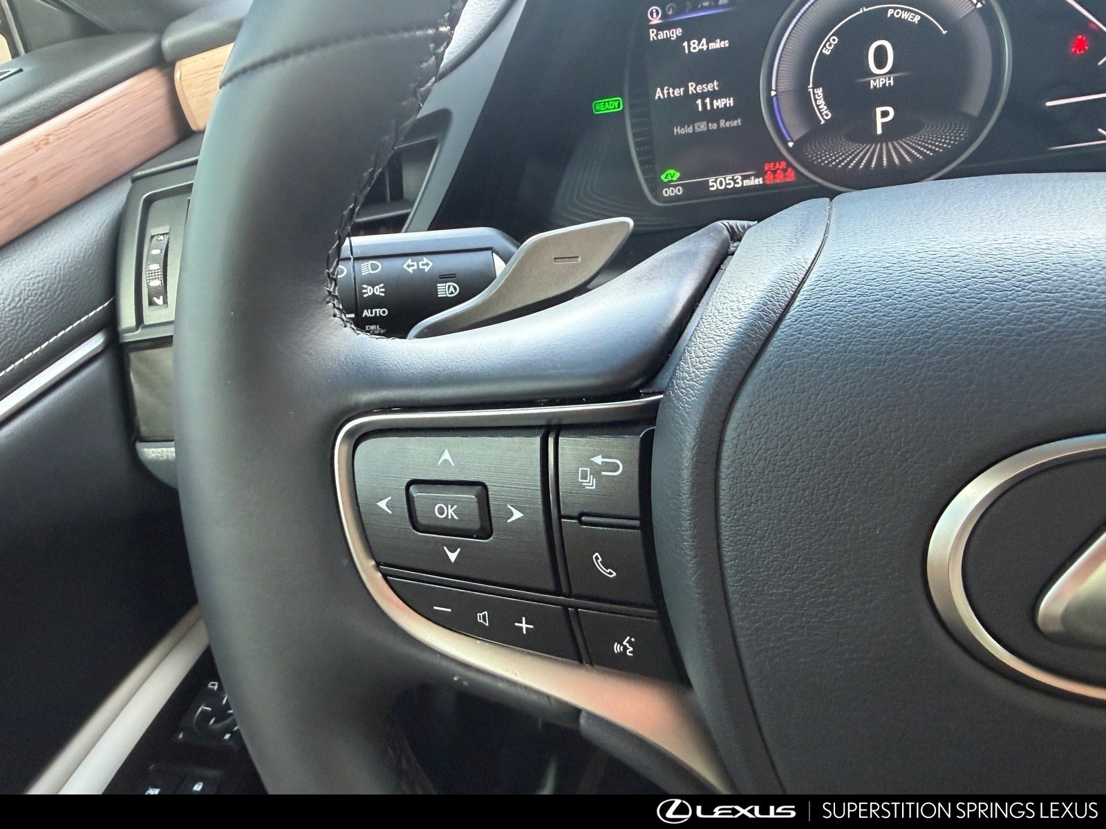 Certified 2025 Lexus ES 300h w/ Premium Package FWD image 30