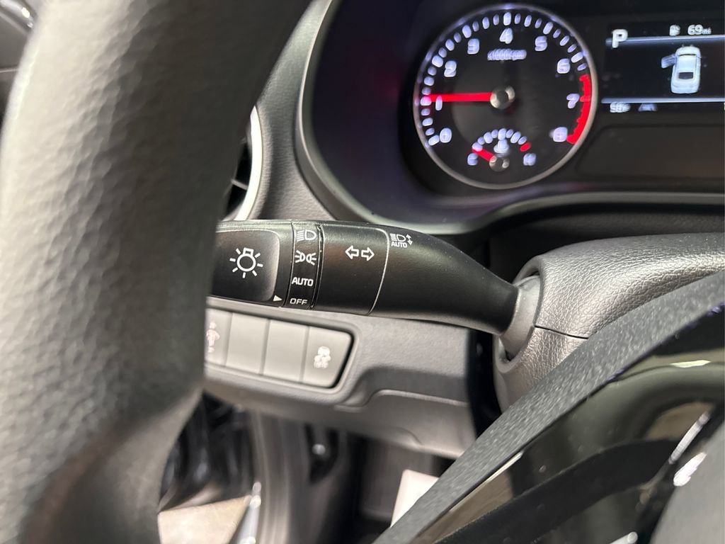 Used 2022 Kia Forte LXS image 25