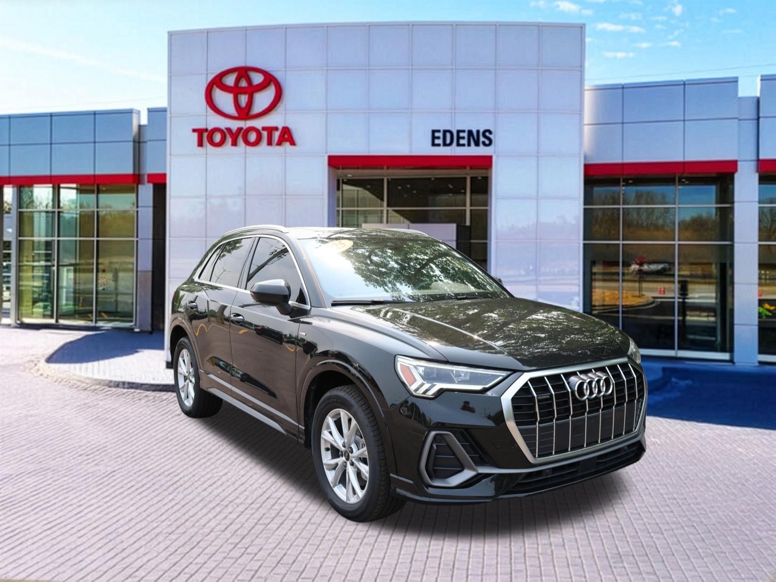 Used 2025 Audi Q3 2.0T Premium AWD/4WD image 1