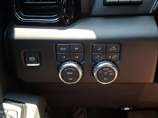 New 2026 GMC Sierra 1500 AT4 w/ AT4 Premium Package AWD/4WD image 16