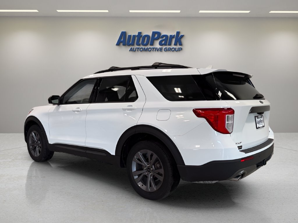 Certified 2023 Ford Explorer XLT w/ Equipment Group 202A AWD/4WD image 5