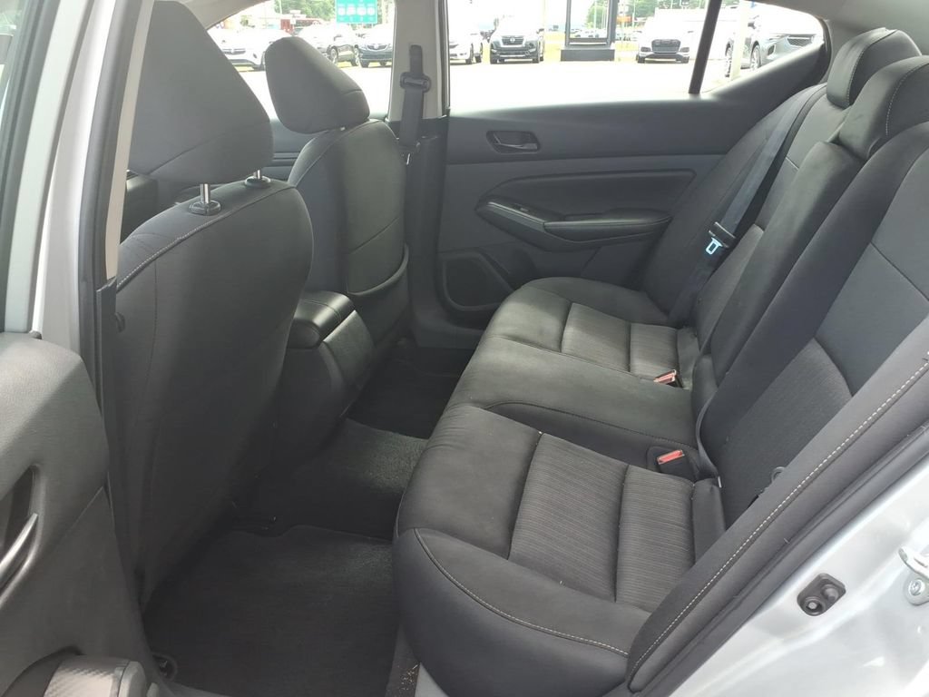 Used 2024 Nissan Altima 2.5 SV FWD image 17