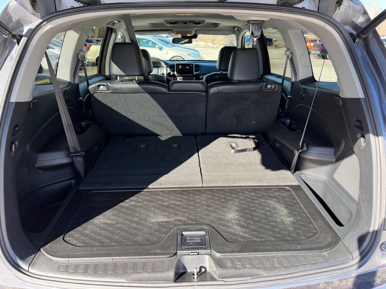 Used 2016 Honda Pilot Touring image 16