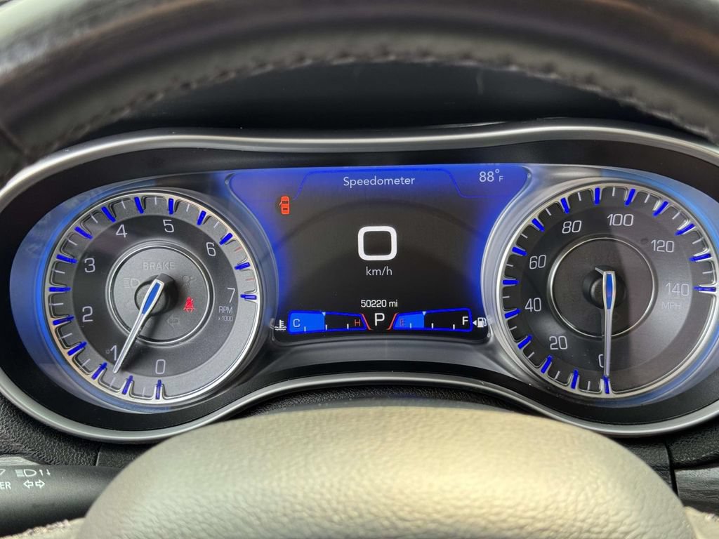 Used 2021 Chrysler 300 Touring w/ Sport Appearance Package RWD image 13
