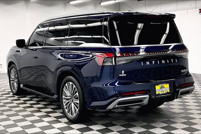 Used 2025 INFINITI QX80 Sensory image 3