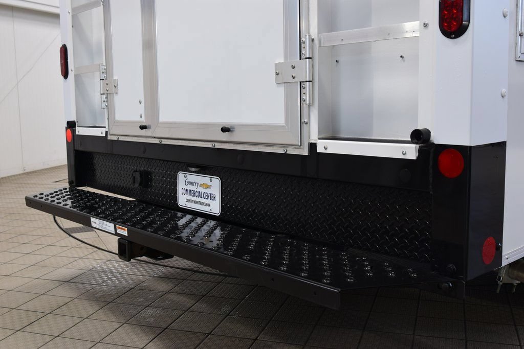 New 2026 Chevrolet Express 3500 w/ Power Convenience Package RWD image 12