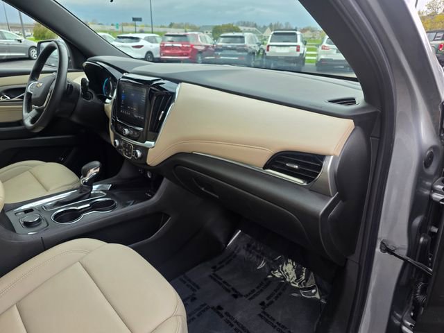 Used 2023 Chevrolet Traverse LT w/ LT Premium Package AWD/4WD image 10