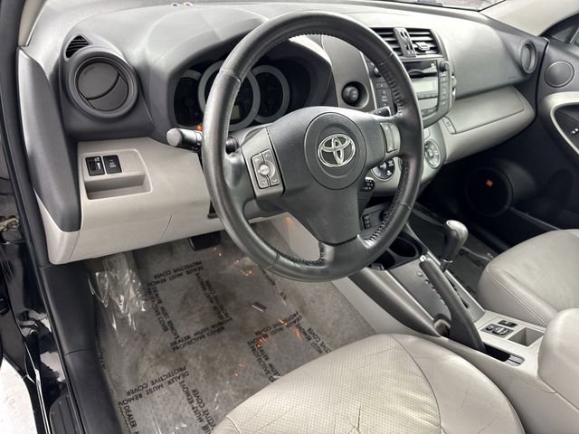 Used 2010 Toyota RAV4 Limited AWD/4WD image 21