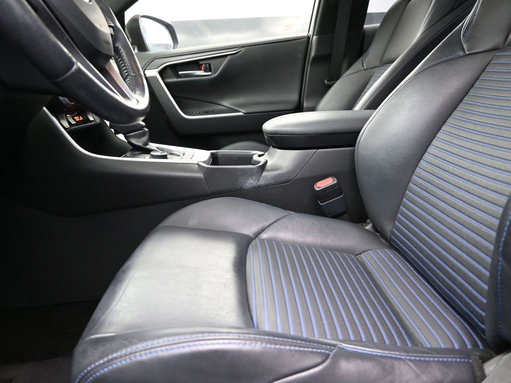 Used 2019 Toyota RAV4 XSE image 13