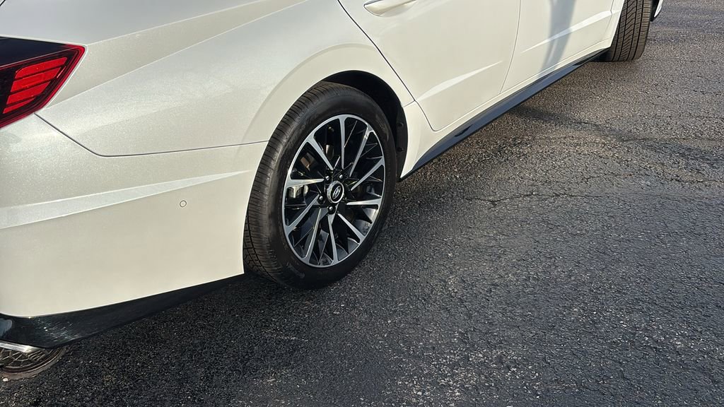 Used 2021 Hyundai Sonata Limited image 8