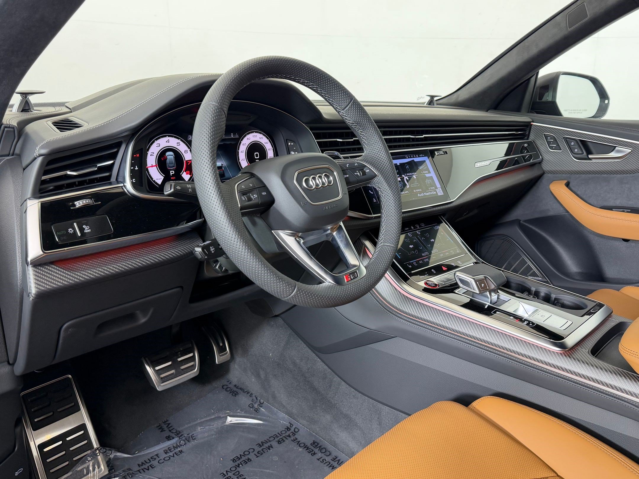 New 2027 Audi RS Q8 performance AWD/4WD image 4