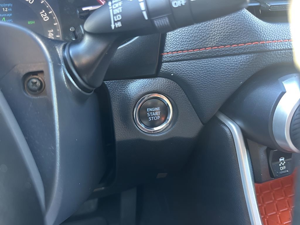 Used 2019 Toyota RAV4 Adventure image 21