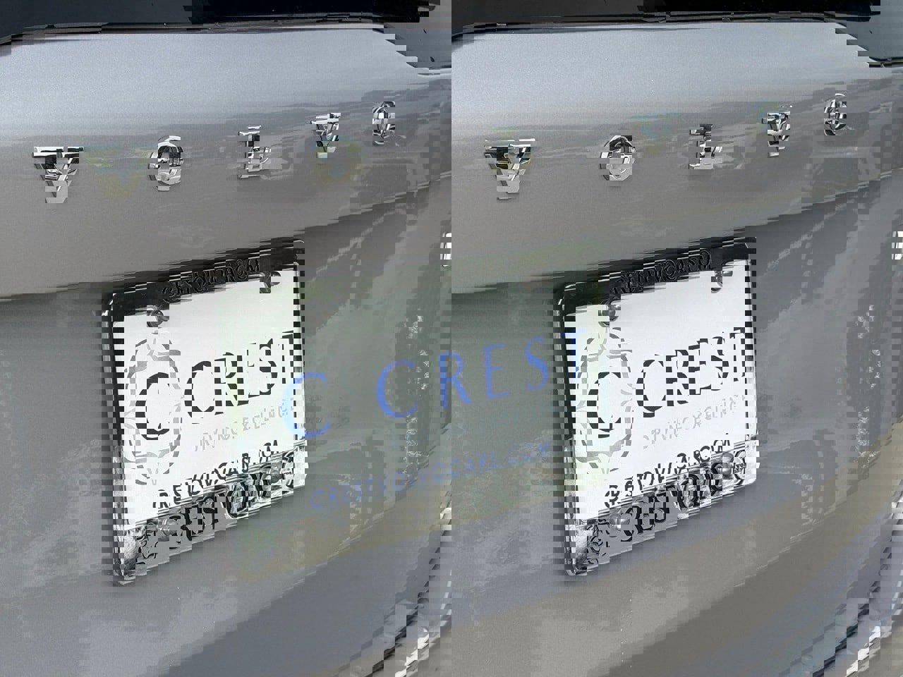 New 2026 Volvo XC90 B6 Plus w/ Protection Package Premier image 6