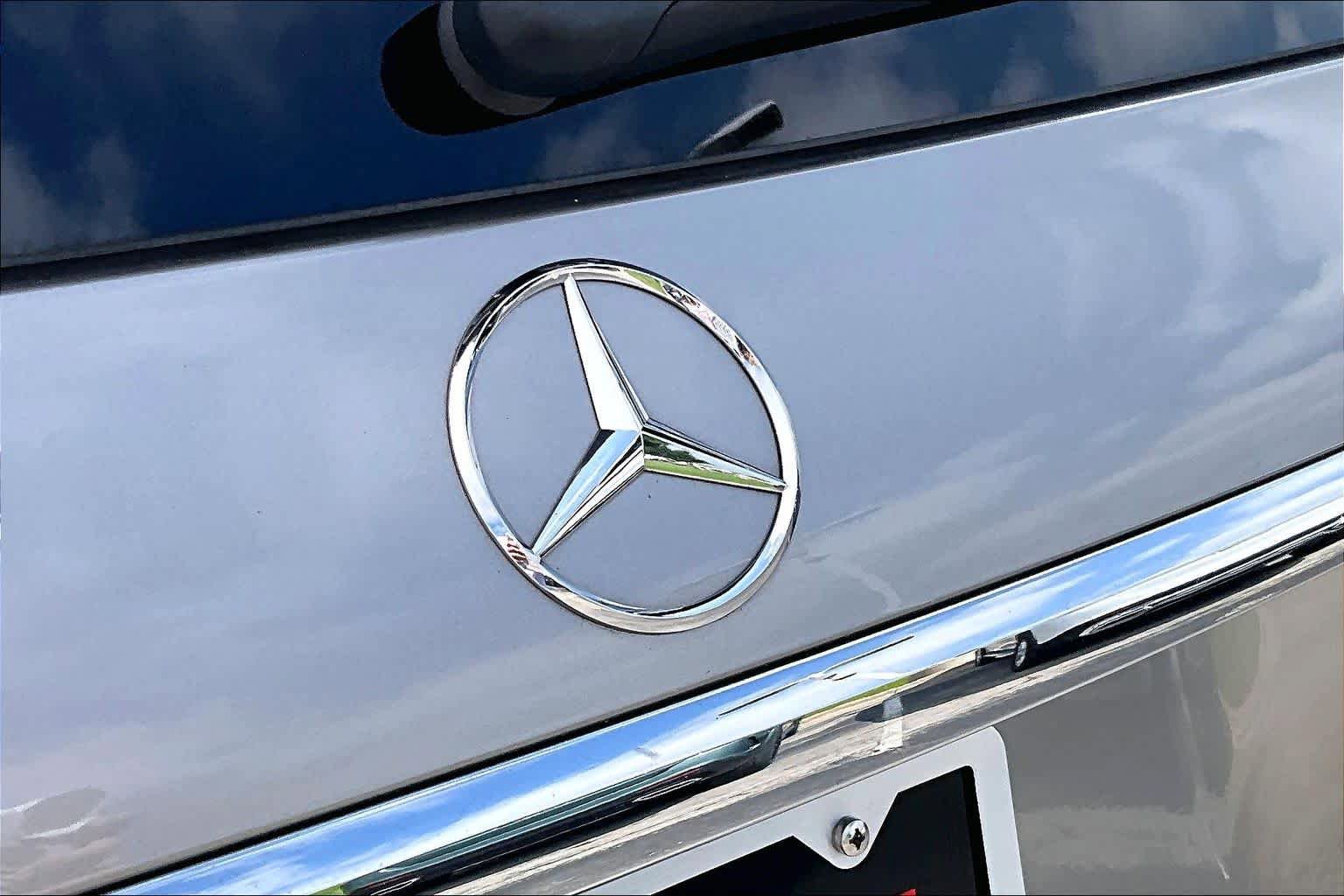 Certified 2023 Mercedes-Benz GLS 450 4MATIC image 31