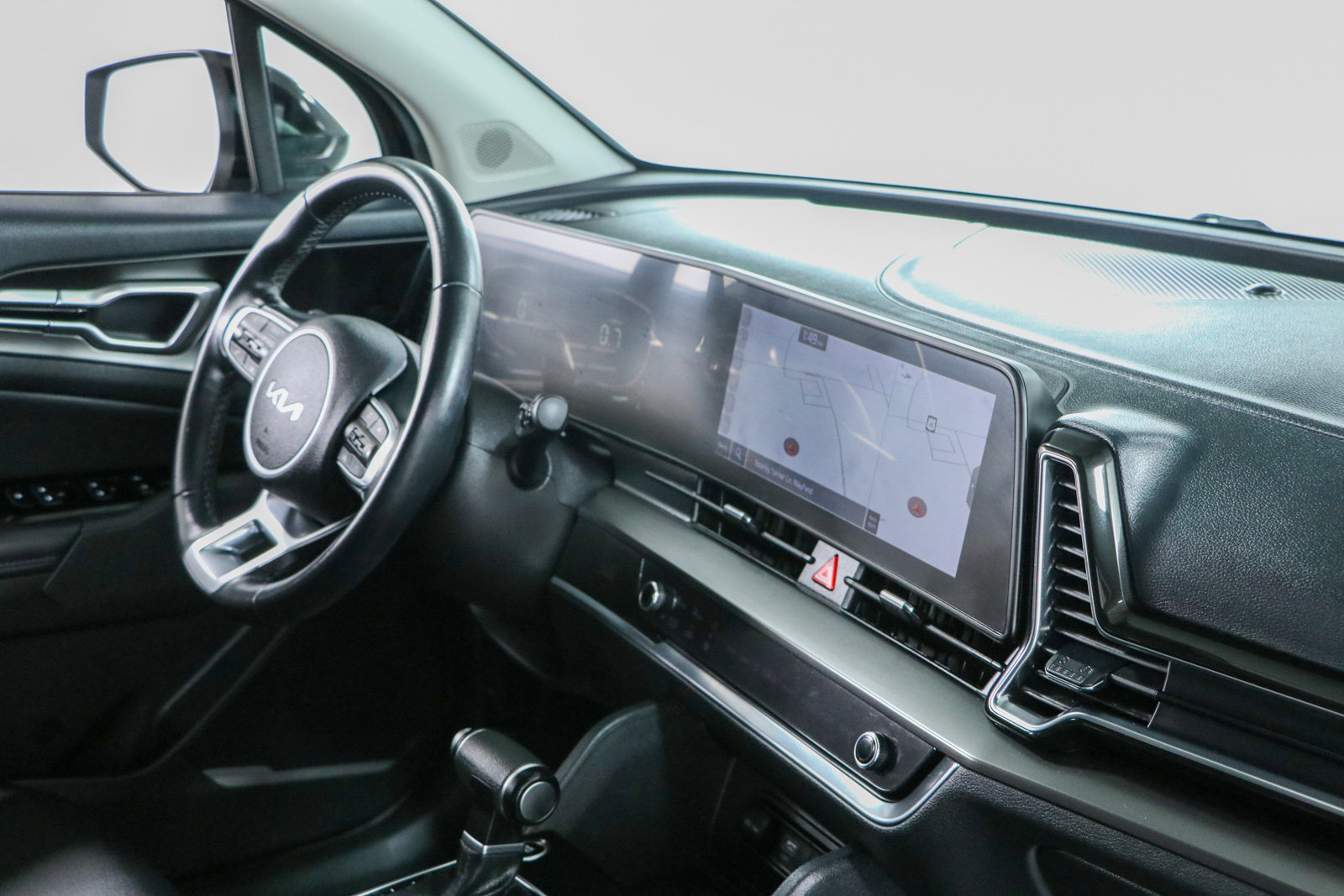 Used 2023 Kia Sportage EX FWD image 25