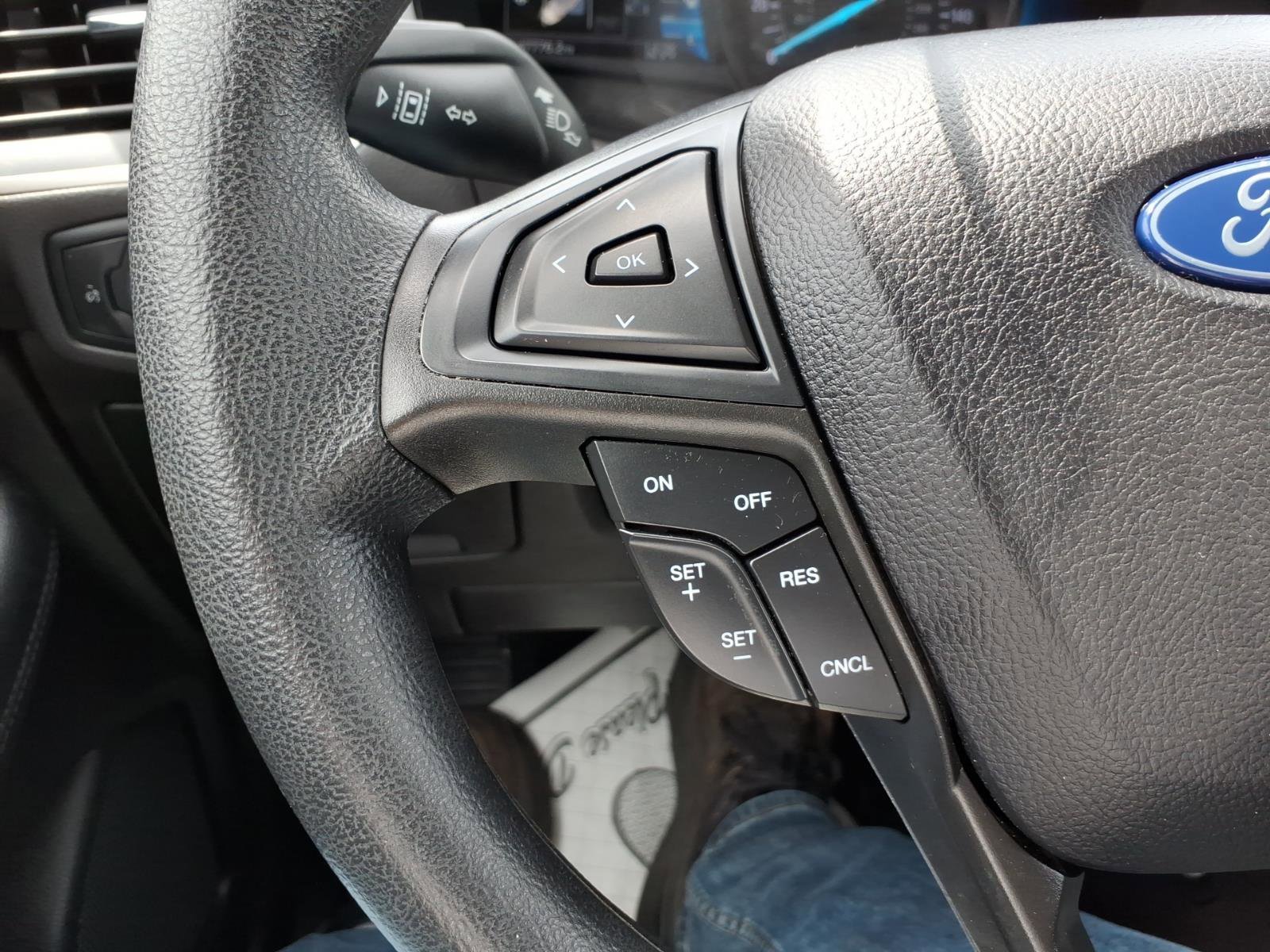 Used 2022 Ford Edge SE w/ Black Appearance Package AWD/4WD image 18