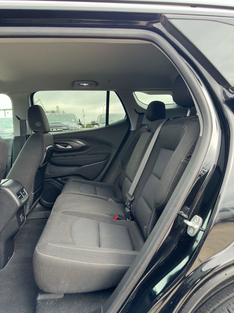 Used 2022 GMC Terrain SLE w/ Driver Convenience Package image 14