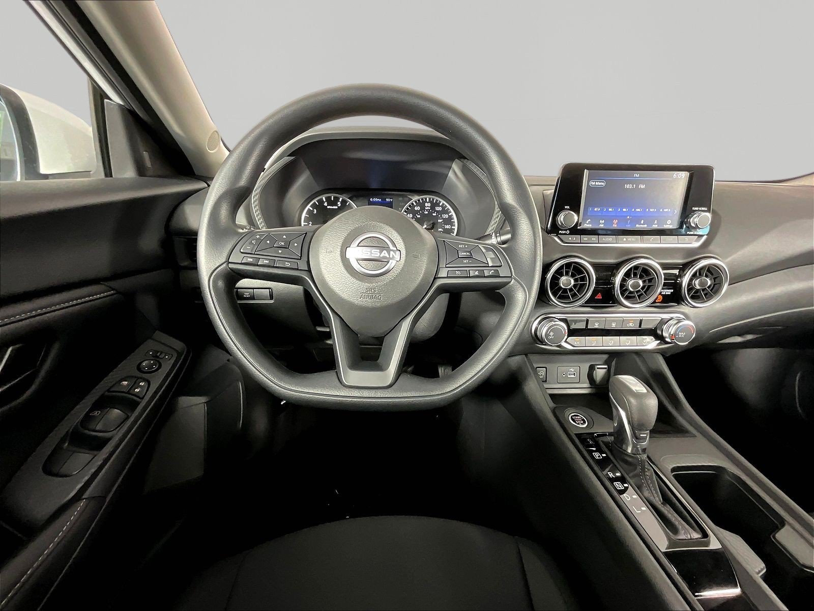 Certified 2025 Nissan Sentra S FWD image 8