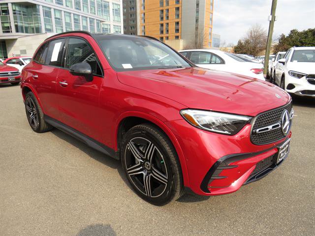 Certified 2025 Mercedes-Benz GLC 300 4MATIC image 5