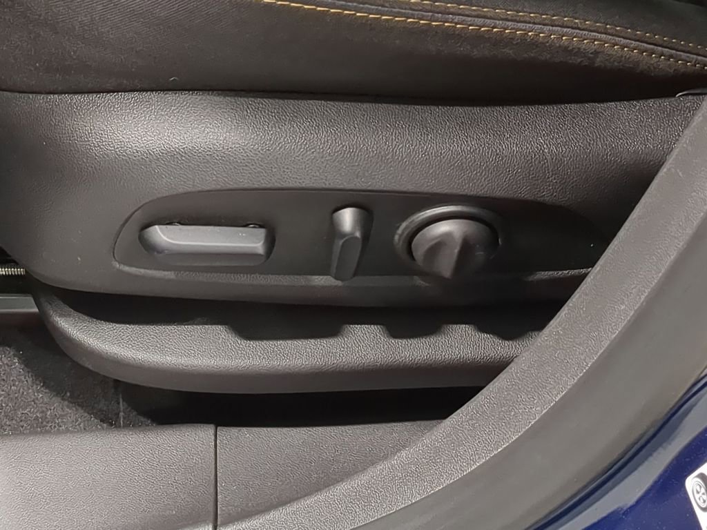 Used 2020 GMC Terrain SLE w/ Driver Convenience Package image 21