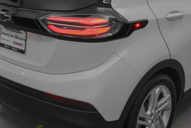 Used 2023 Chevrolet Bolt LT w/ Driver Confidence Package FWD image 11