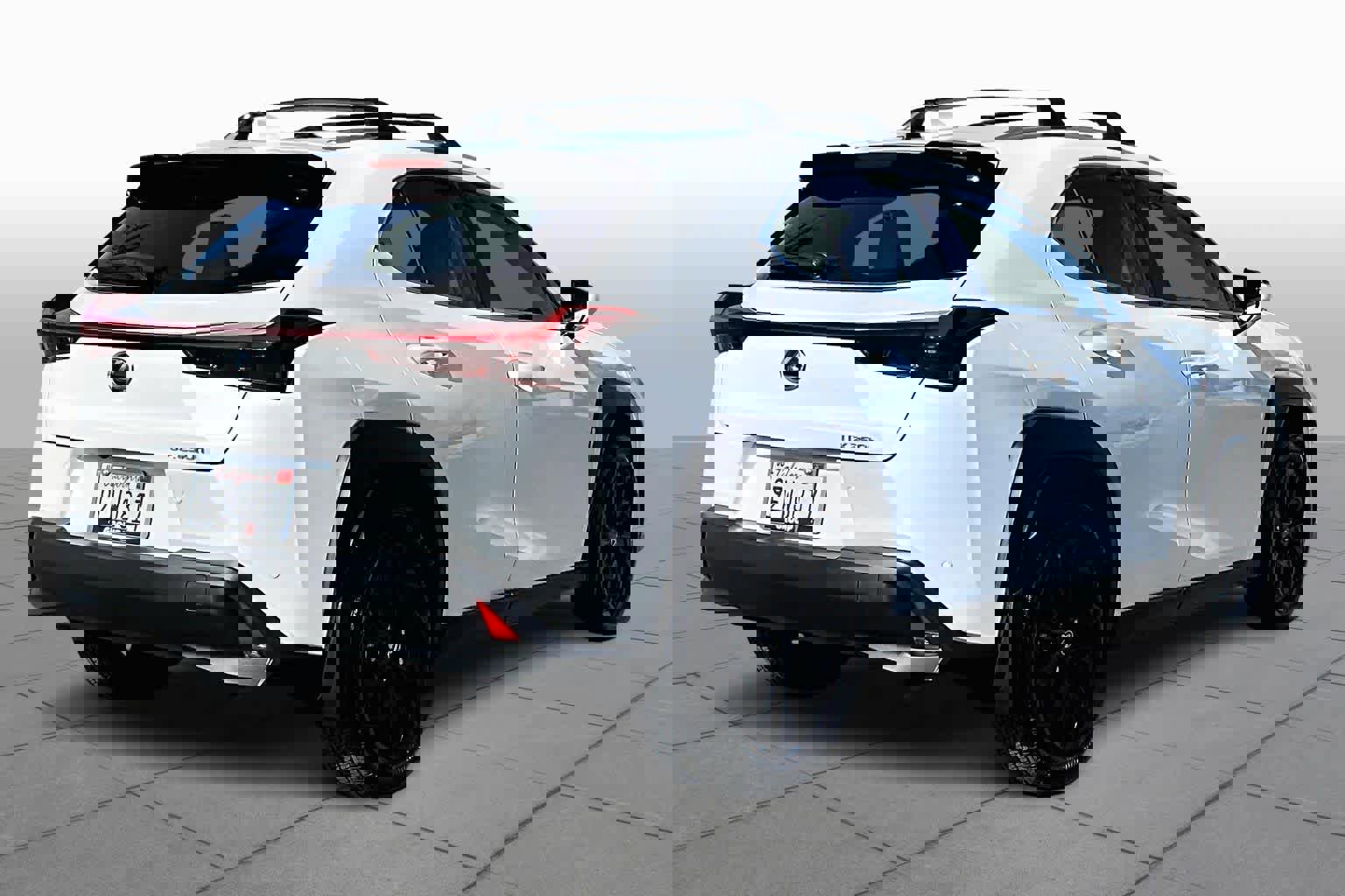 Used 2024 Lexus UX 250h FWD image 12