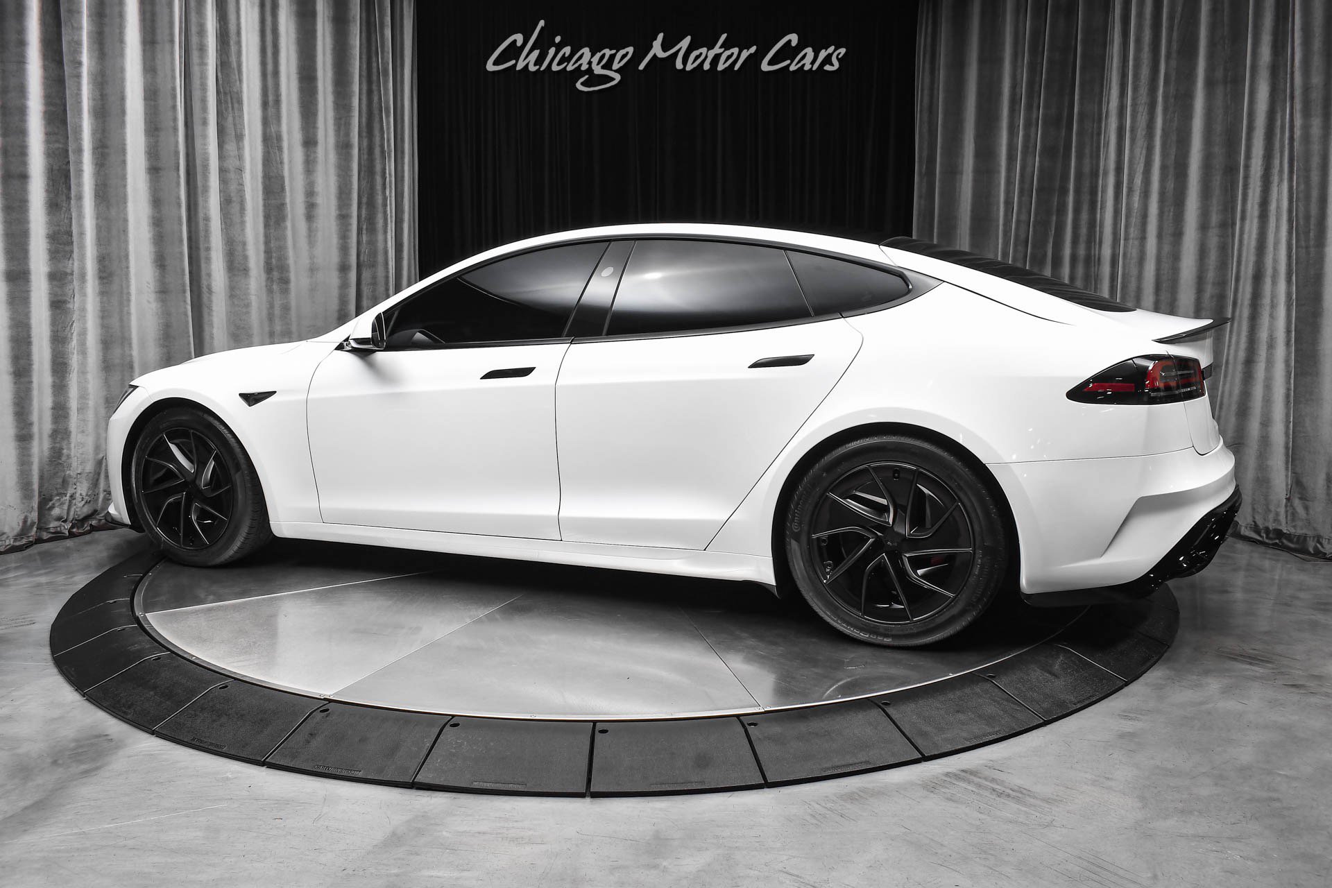 Used 2026 Tesla Model S Plaid AWD/4WD image 3