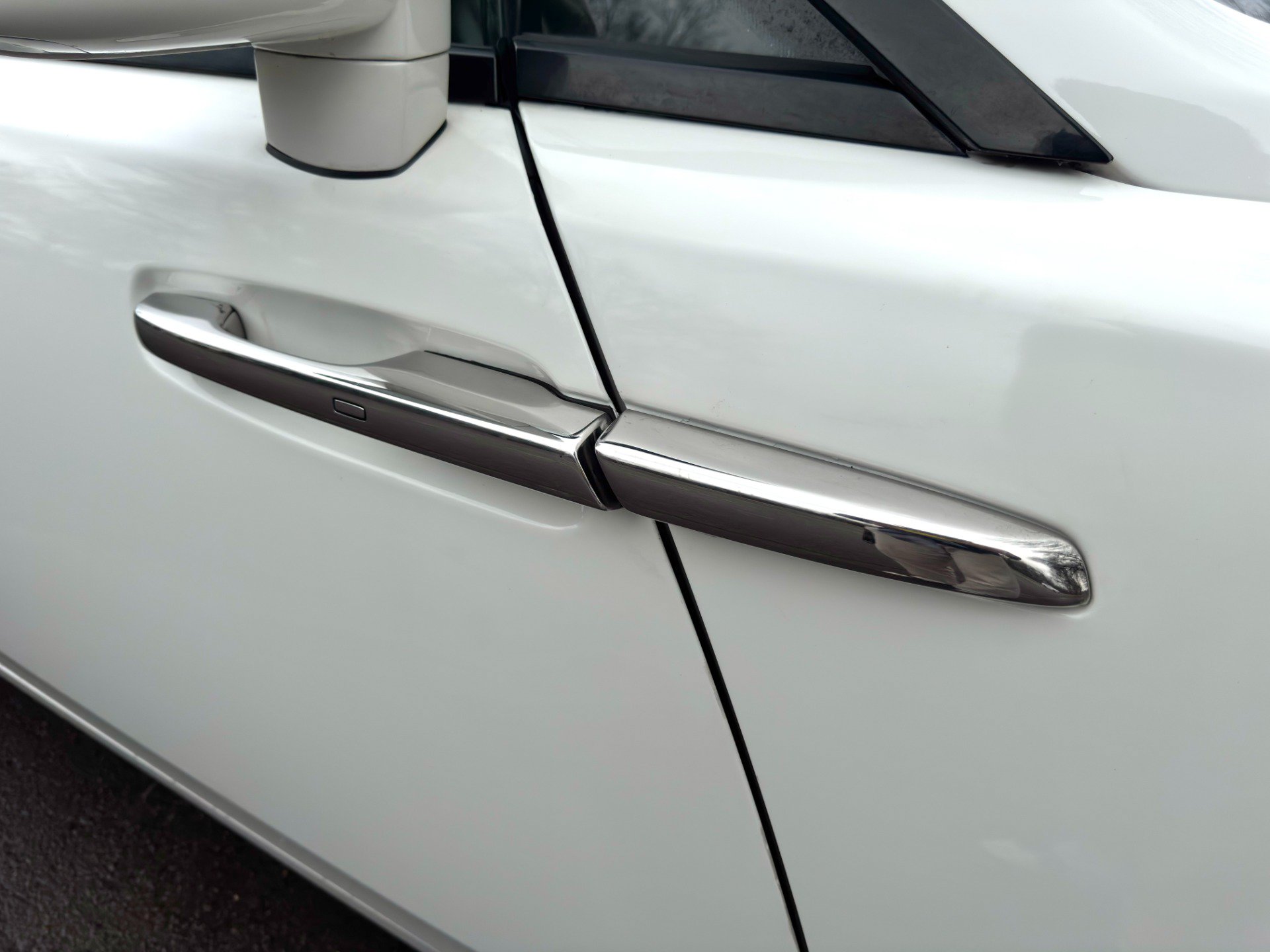 Used 2016 Rolls-Royce Wraith RWD image 16
