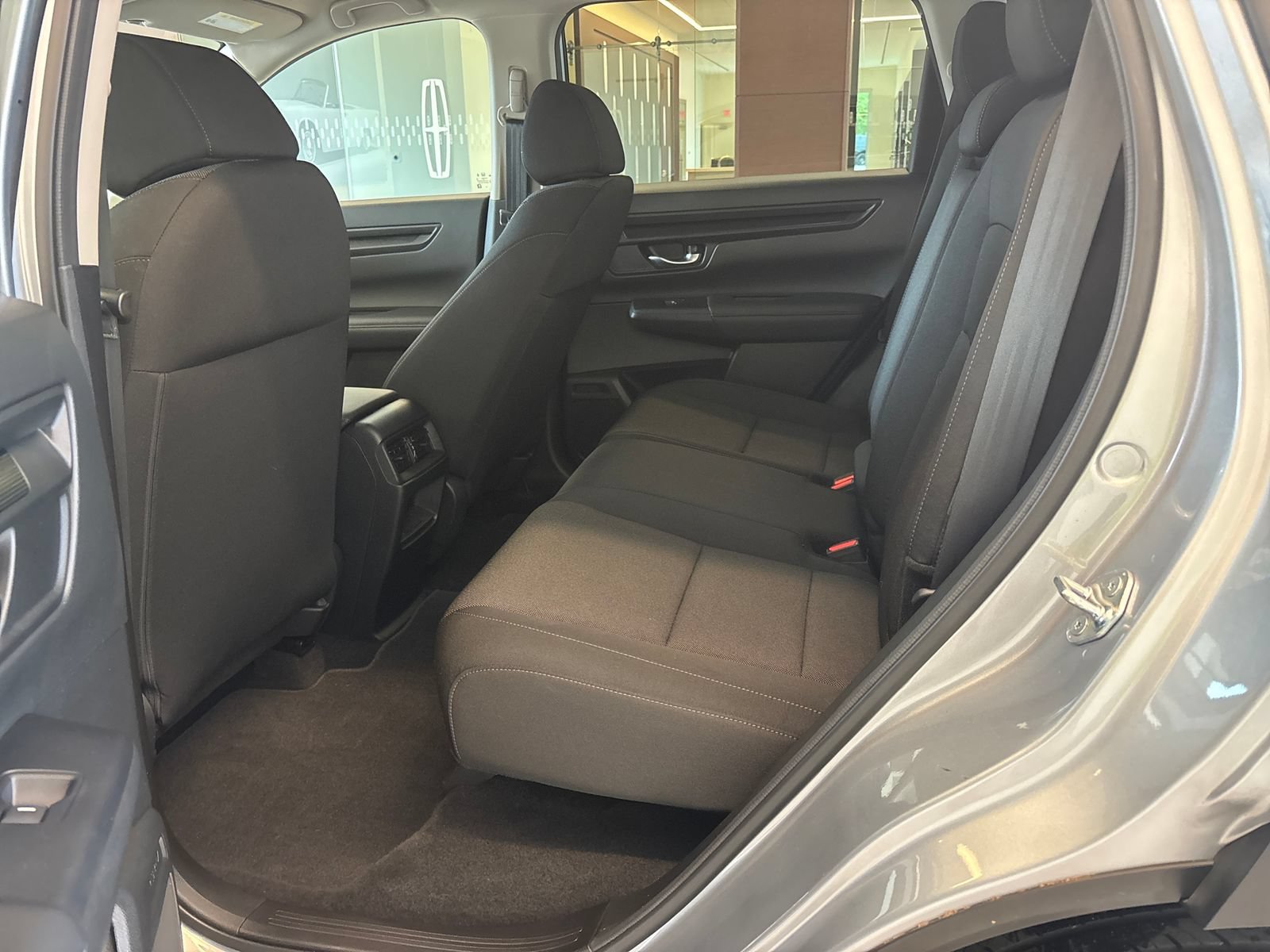 Used 2025 Honda CR-V LX image 11