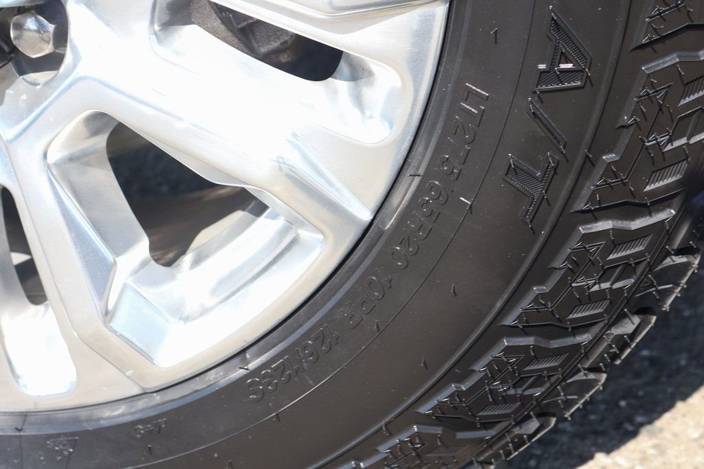 Used 2022 GMC Sierra 2500 Denali image 54