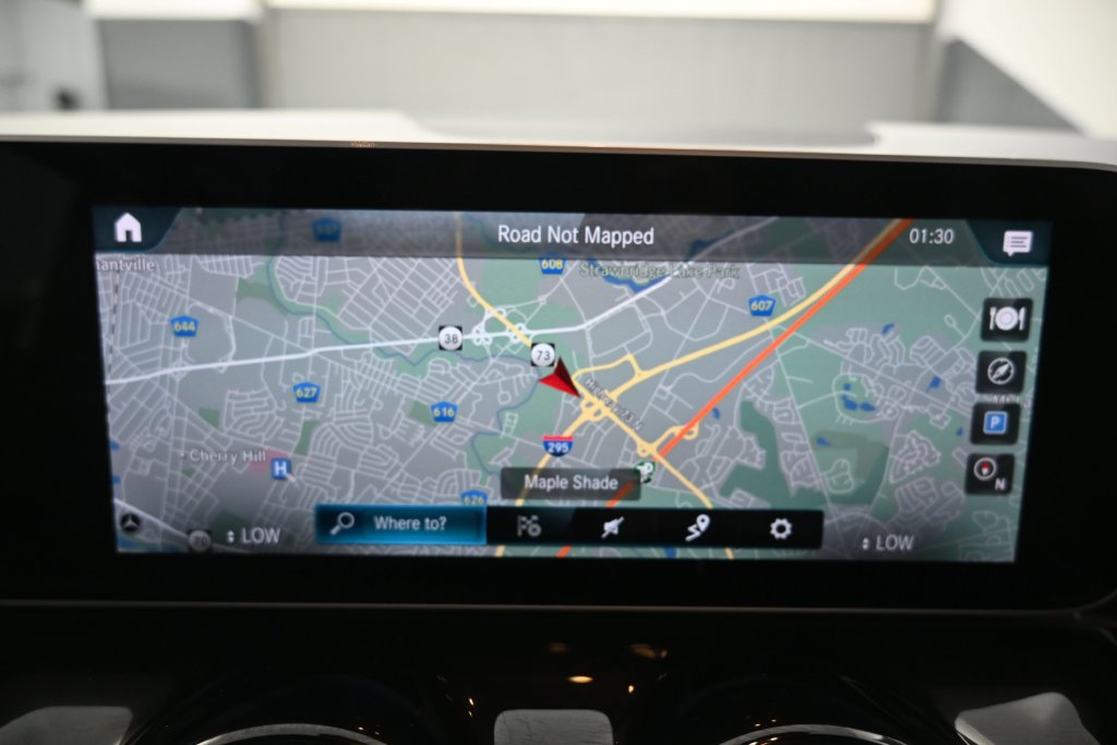 Used 2021 Mercedes-Benz GLA 250 4MATIC image 13