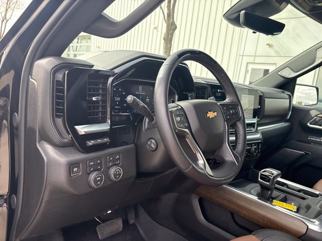 Certified 2026 Chevrolet Silverado 1500 High Country w/ High Country Premium Package AWD/4WD image 11