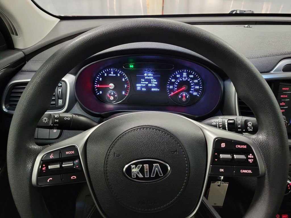 Used 2019 Kia Sorento LX image 15