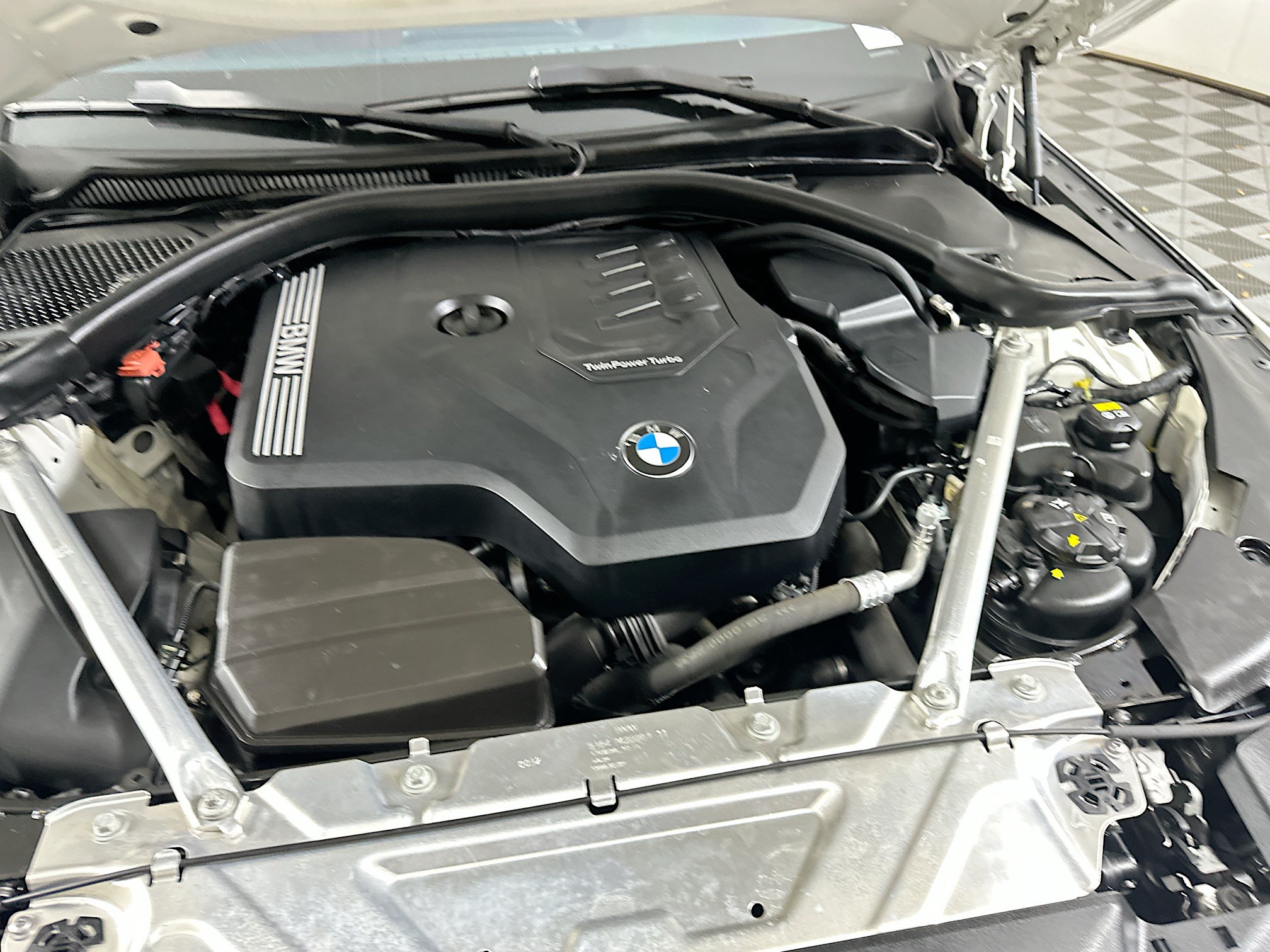 Used 2022 BMW 430i Coupe w/ M Sport Package RWD image 31