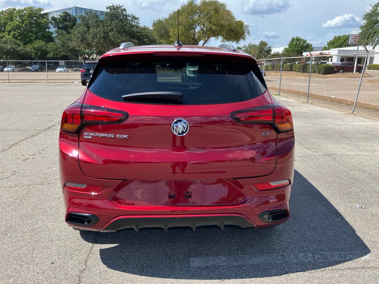 Used 2020 Buick Encore GX Select w/ Sport Touring Package AWD/4WD image 5