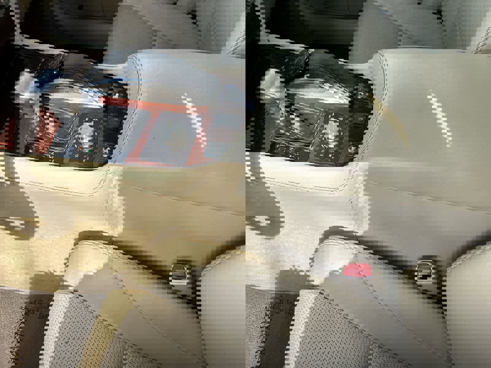 Used 2016 Lexus LS 460 w/ Comfort Package image 19