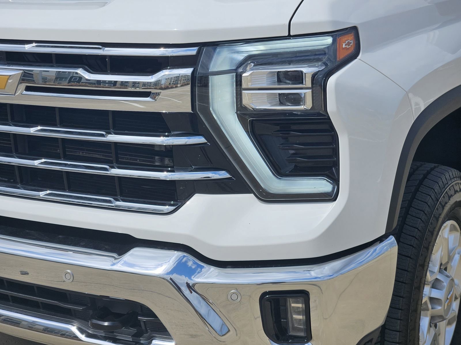 Certified 2024 Chevrolet Silverado 2500 LTZ w/ LTZ Convenience Package image 11