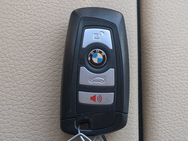 Used 2014 BMW 535d xDrive AWD/4WD image 27