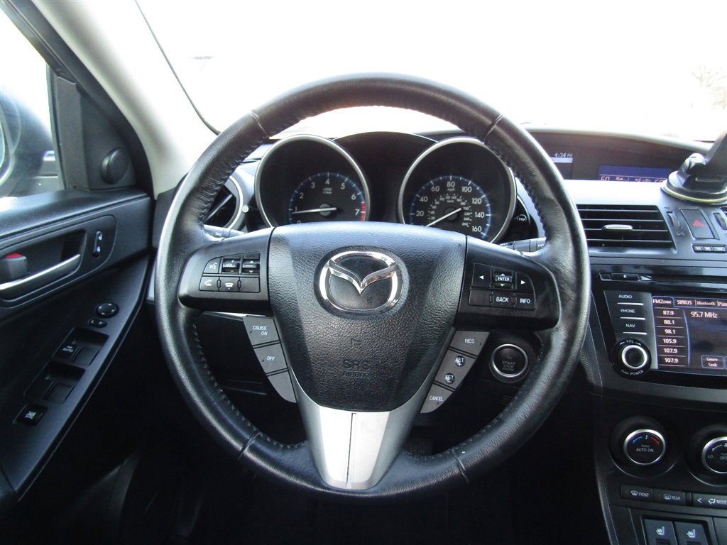 Used 2013 MAZDA MAZDA3 i Grand Touring w/ Tech Pkg image 25